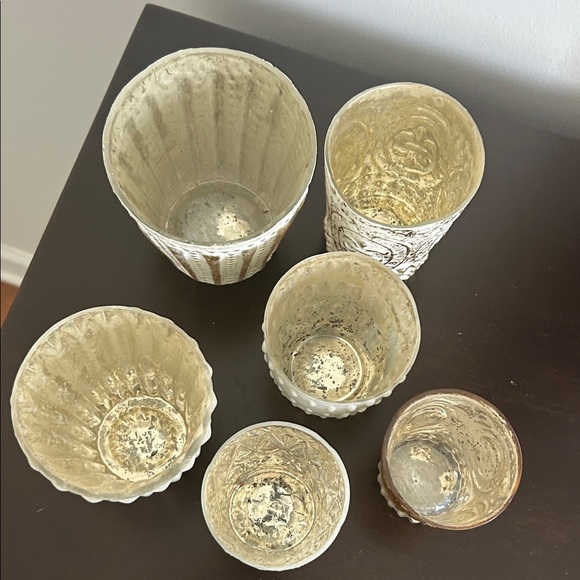 Elegant Glass Votive Candle Holders Set - Picture 3 of 4